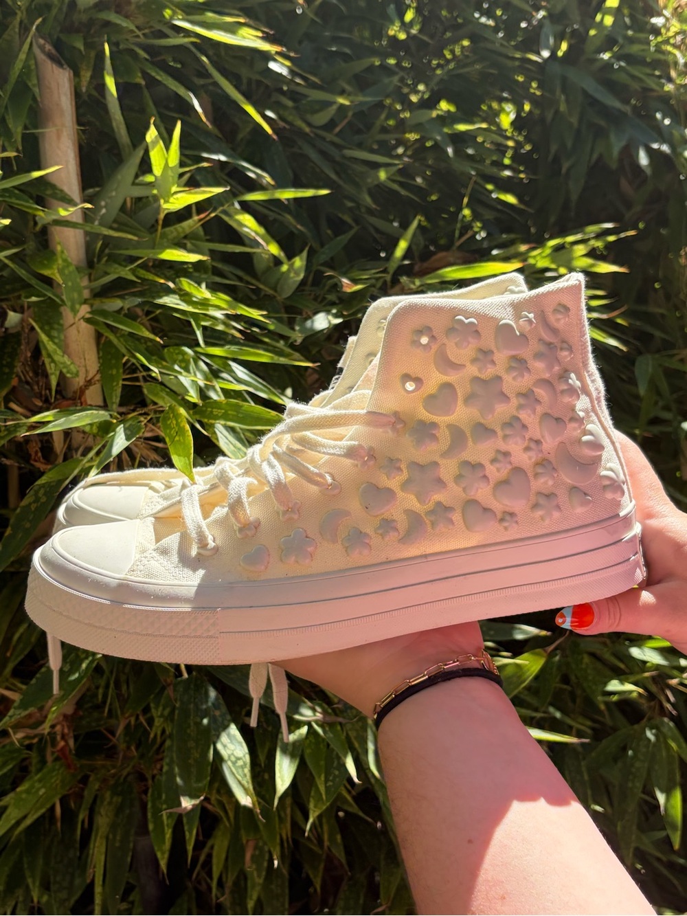 Women’s High-Top Canvas Sneakers with Hearts & Stars - Cream